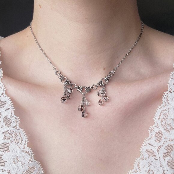 Gothic fairy dangly purple pearls necklace with a small silver chain - Picture 1 of 8